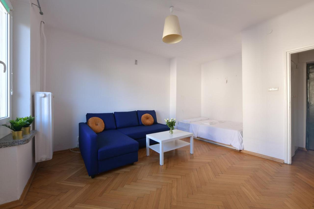 Wilcza 3 - Apartament Dla 4 Osob - 260M Do Ambasady Usa - Duzy Balkon Od Strony Dziedzinca - Wifi - Good Apartments Варшава Екстериор снимка
